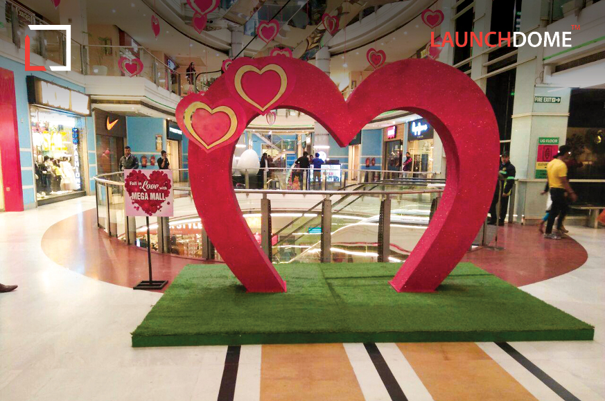 Mega Mall - Valentine's Day Decor