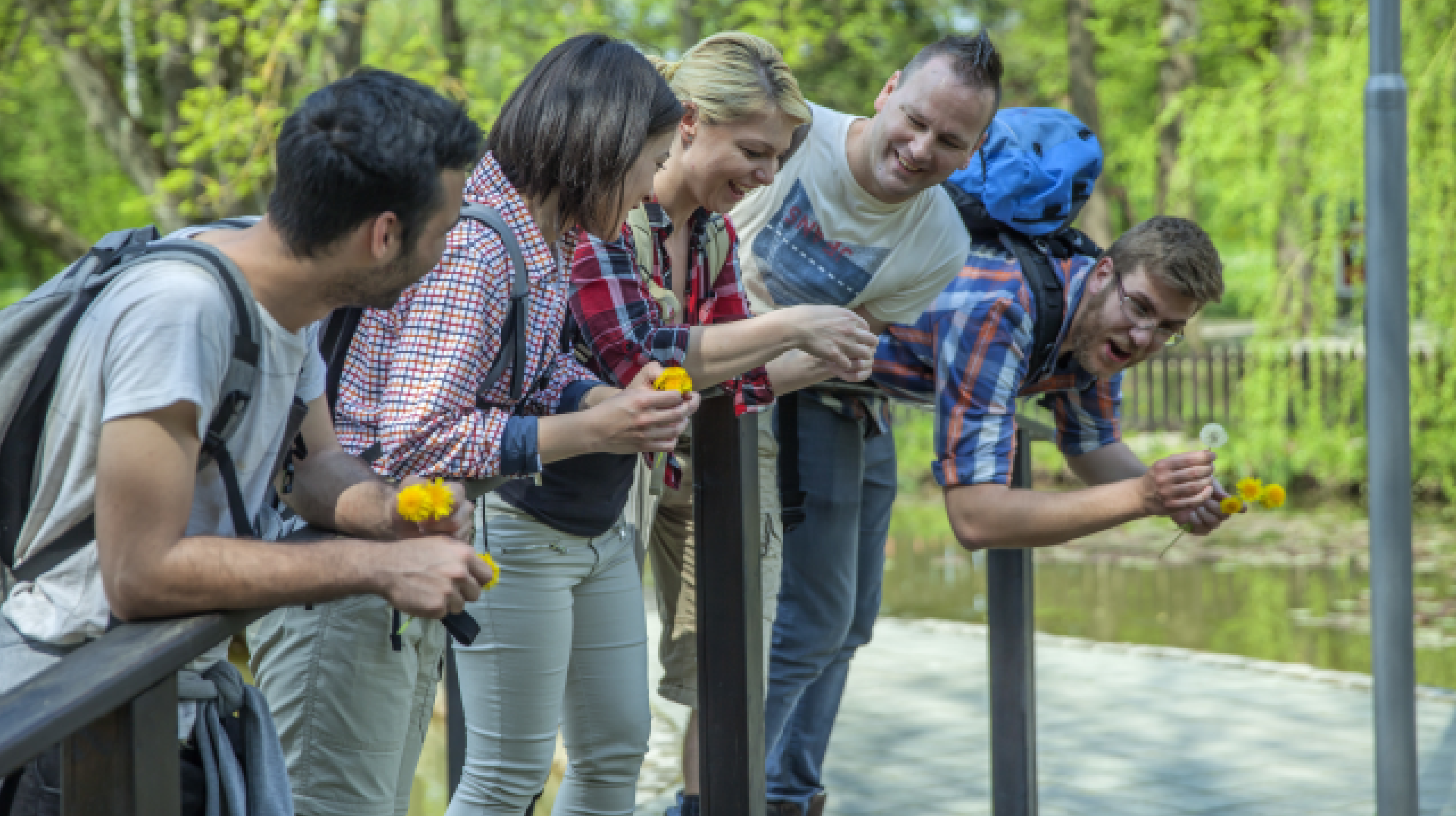 Corporate team building companies conducting outdoor activities in Gurgaon